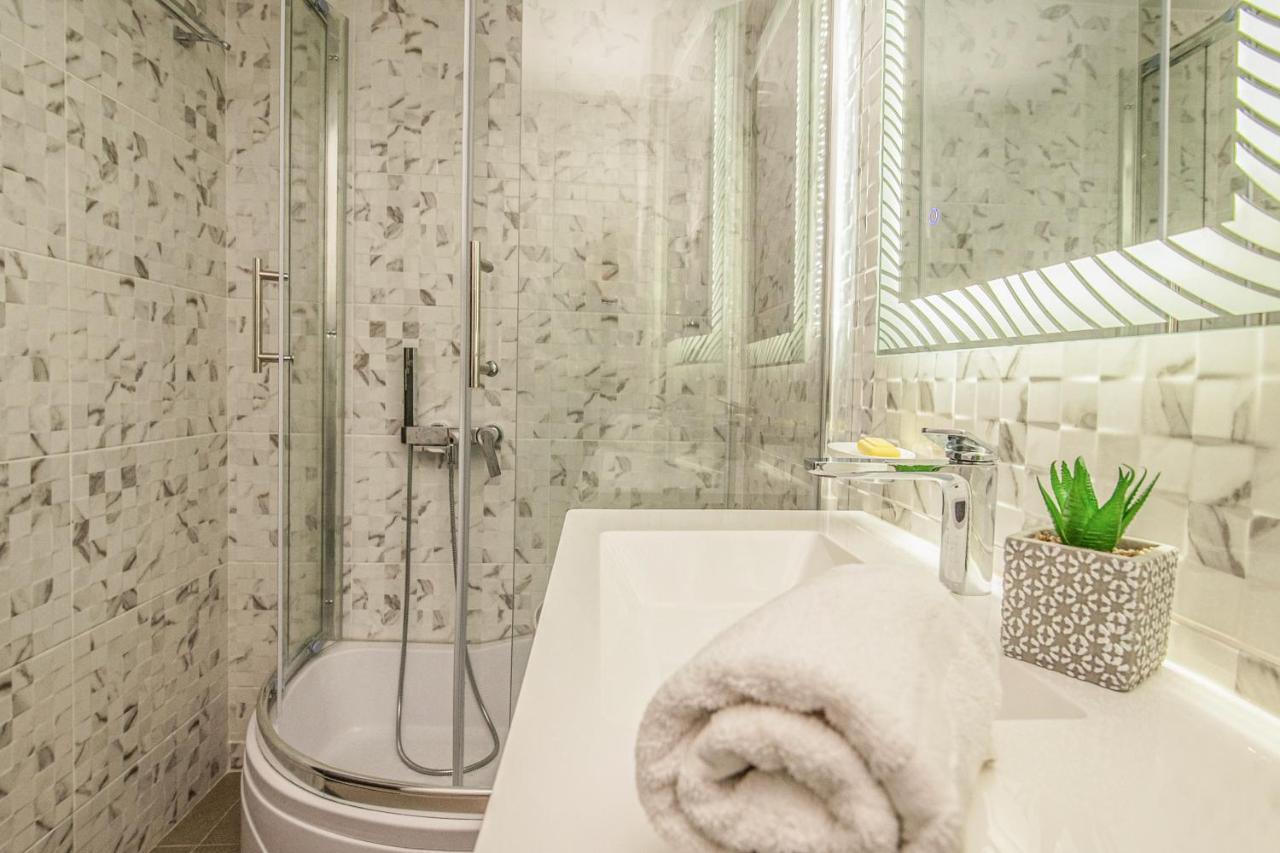 Reveal Athens From A Hidden Gem Near Acropolis! Atenas Exterior foto
